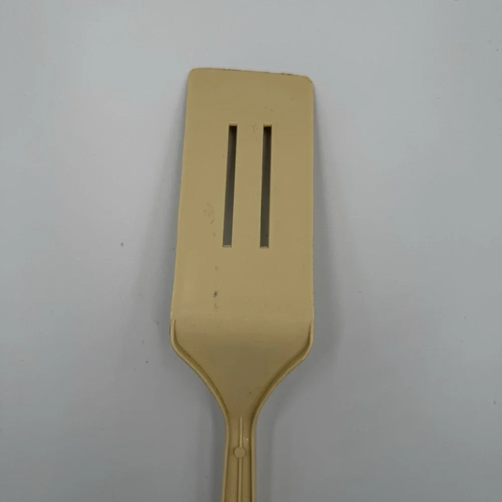 Vintage King Kraf Slotted Spatula Yellow Plastic USA Kitchen Utensil Flipper‎
